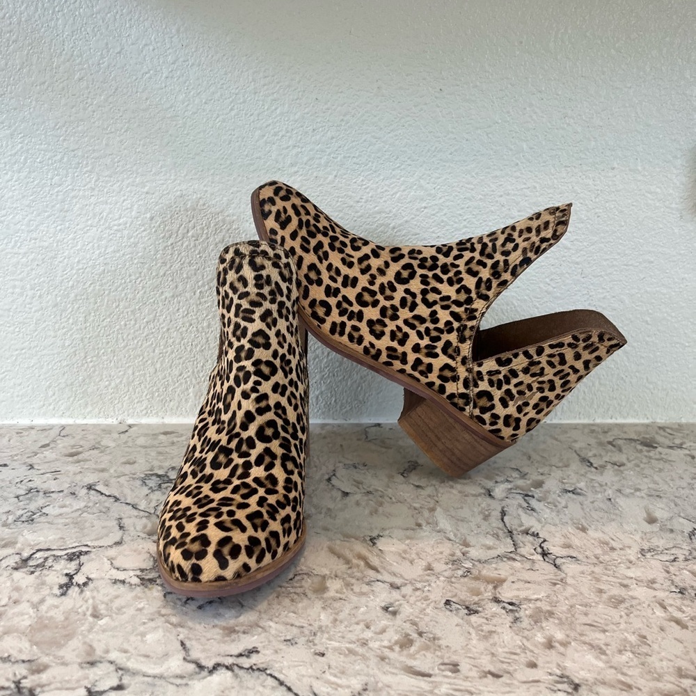 Coconuts by Matisse Brown and Black Ankle Boots